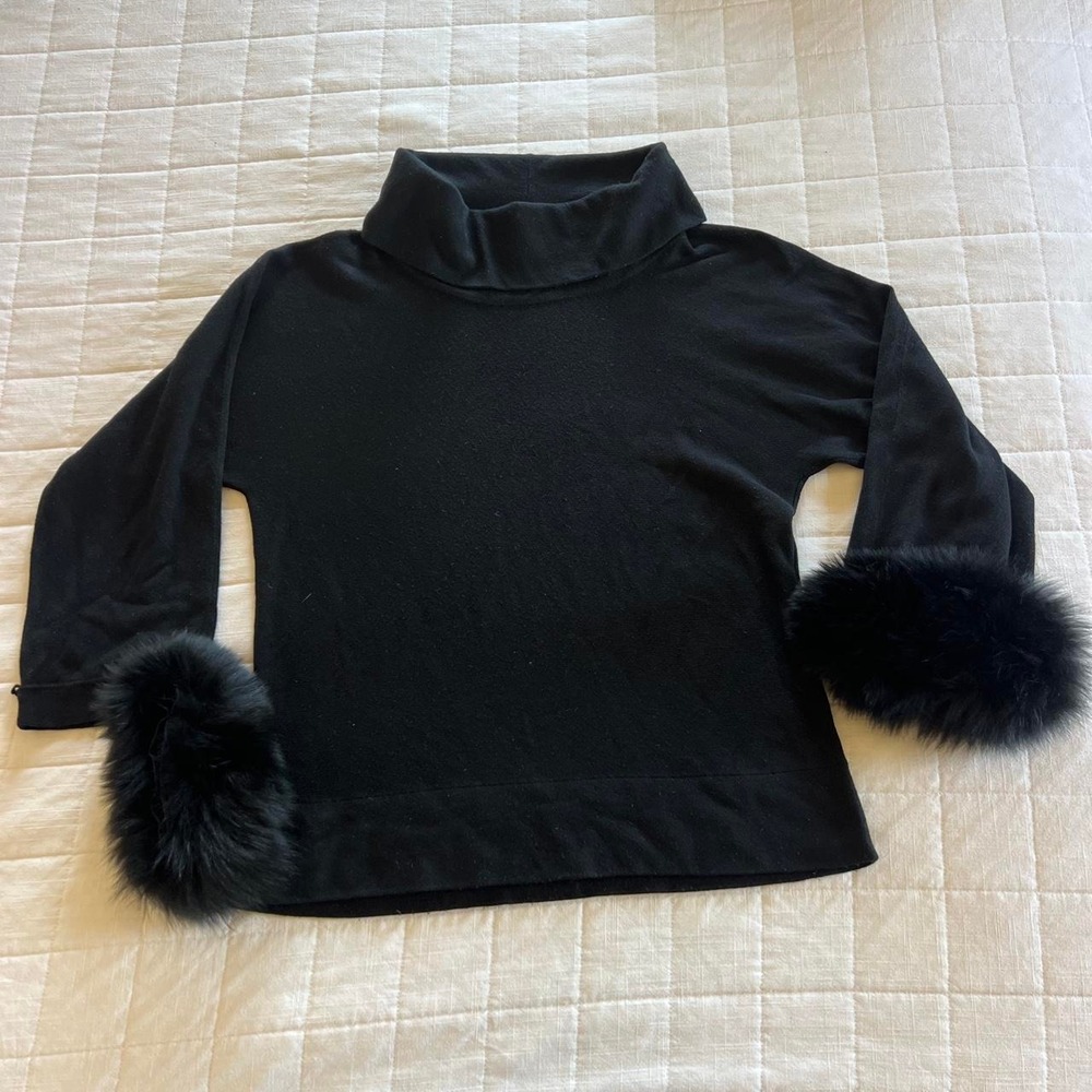 Carlisle Black Silk Cashmere Turtleneck Sweater Faux Fur Cuffs L